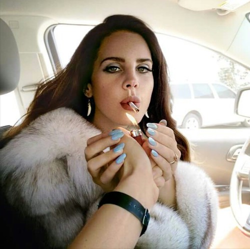Lana Del Rey spotted smoking